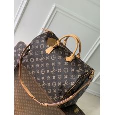 LV Speedy Bags